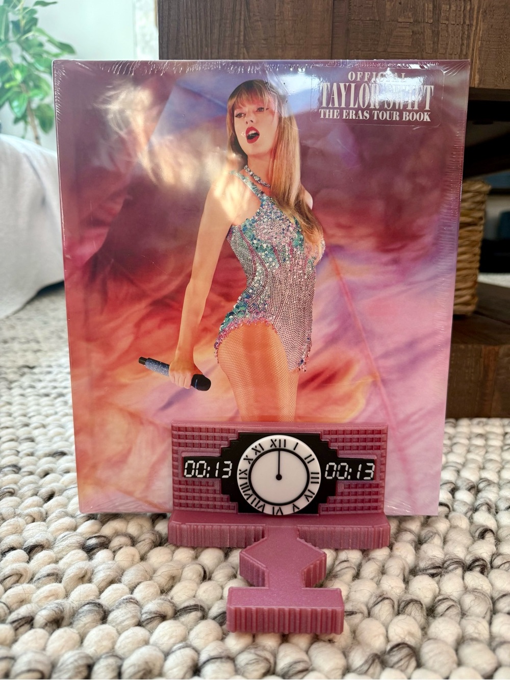 TS 3D printed Eras Stage Book Stand NEW - Picture 2 of 5